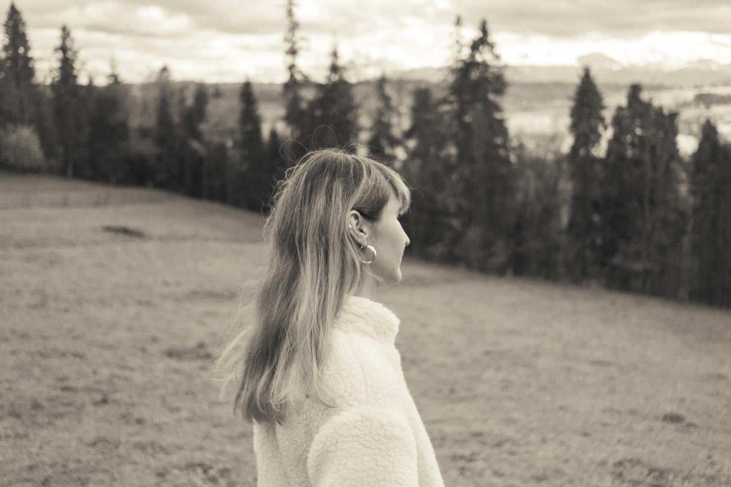 Woolen Woman's Jacket - White-4