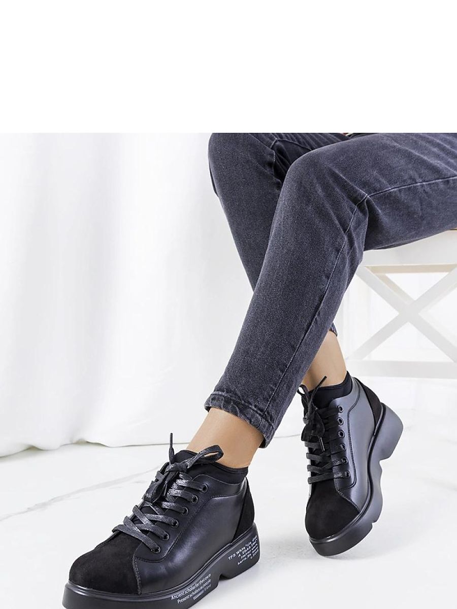 Sneakers model 208035 Solea-1